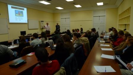 Una de las aulas de la sede del INAP en la calle Atocha